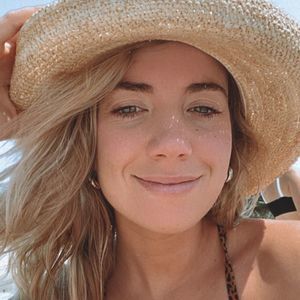 Meet your Posher, Casey